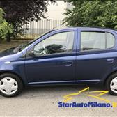 Toyota Yaris 1.0i 16V cat 5 porte Sol  UNICO PROPRIETARIO CON SOLO KM 69.000, TAGLIANDI CERTIFICATI ,GOMME NUOVE , IDEALE PER NEOPATENTATI , VETTURA INTERAMENTE FINANZIABILE CON PICCOLE RATE MENSILI